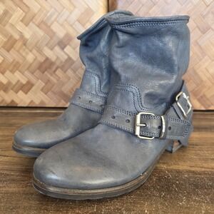 UGG Collection Boots Women's Size 8 Gray Buckles Slouchy Bootie Leather Italy